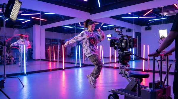 飞机杯AI字幕教程